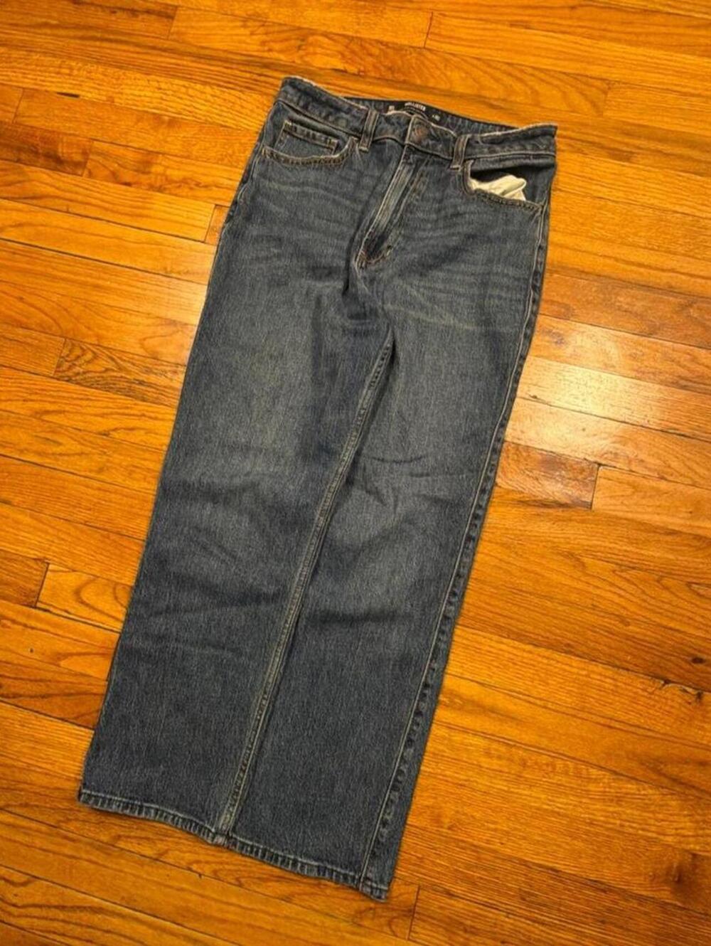 Hollister Co Women's Blue and Navy Jeans